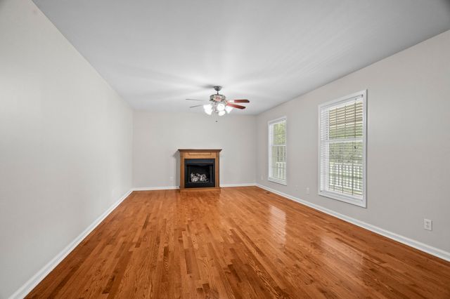 5145 Creasy Dr, Joelton, TN 37080