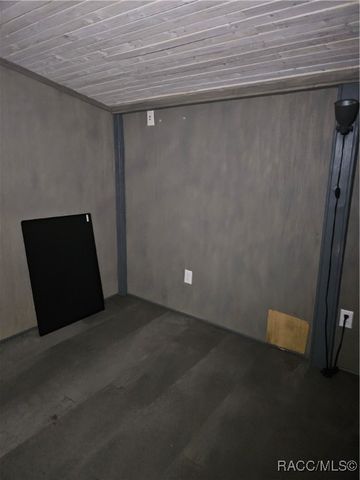 1756 N Paul Drive, Inverness, FL 34453