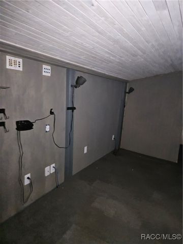 1756 N Paul Drive, Inverness, FL 34453