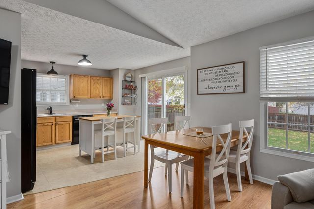 218 Overtrick Drive, Delaware, OH 43015