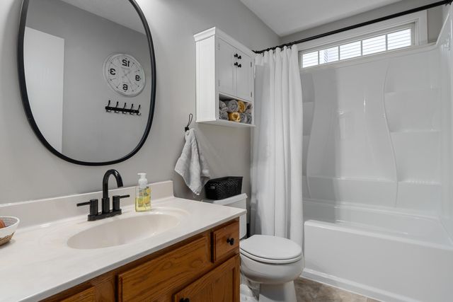 218 Overtrick Drive, Delaware, OH 43015