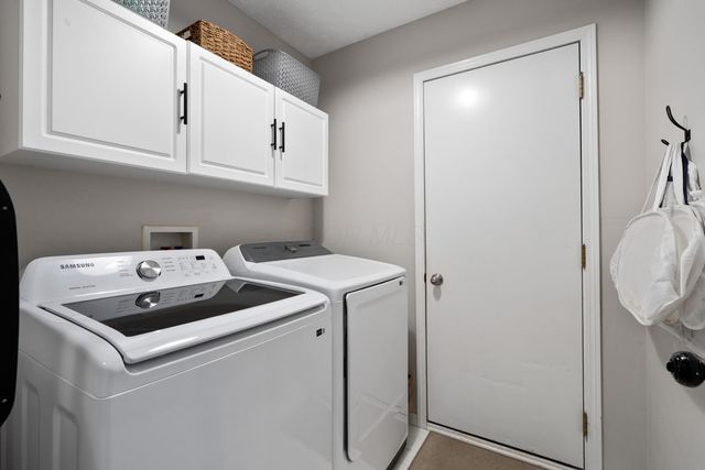 218 Overtrick Drive, Delaware, OH 43015