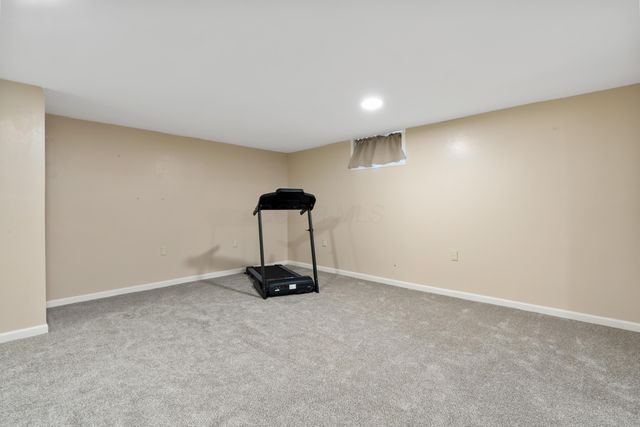 218 Overtrick Drive, Delaware, OH 43015