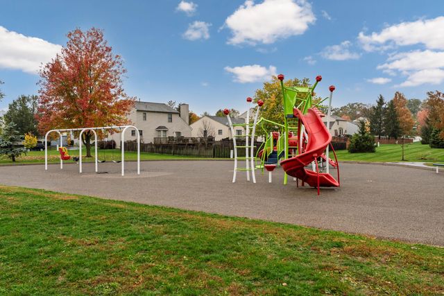 218 Overtrick Drive, Delaware, OH 43015