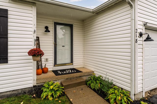 218 Overtrick Drive, Delaware, OH 43015