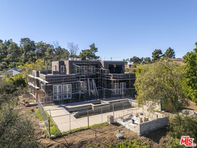 1720 Lechusa Road, Malibu, CA 90265