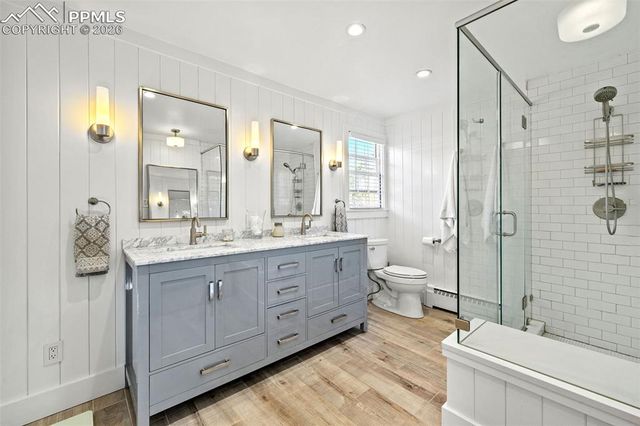 2 Cresta Road, Colorado Springs, CO 80906