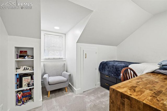 2 Cresta Road, Colorado Springs, CO 80906