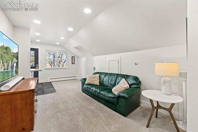 2 Cresta Road, Colorado Springs, CO 80906