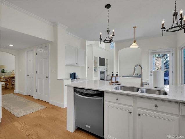 15933 W 66th Circle, Arvada, CO 80007