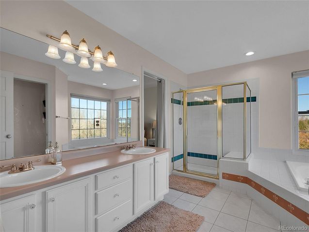 15933 W 66th Circle, Arvada, CO 80007