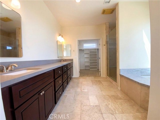 6057 Buena Suerte, Yucca Valley, CA 92284