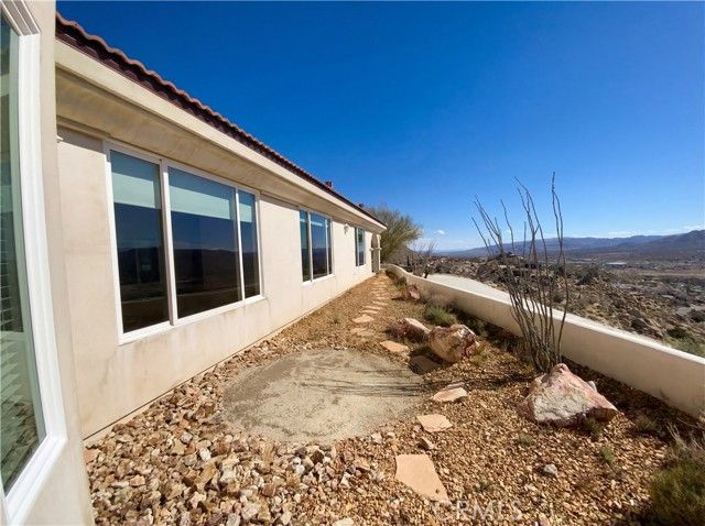 6057 Buena Suerte, Yucca Valley, CA 92284