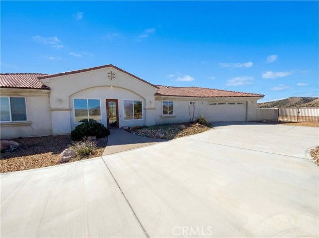 6057 Buena Suerte, Yucca Valley, CA 92284