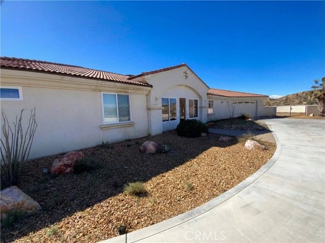 6057 Buena Suerte, Yucca Valley, CA 92284