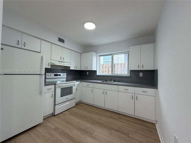 1460 SW 4th St 2, Miami, FL 33135