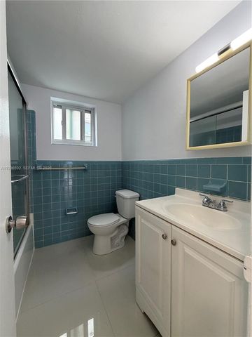 1460 SW 4th St 2, Miami, FL 33135