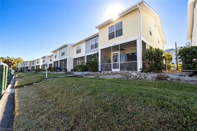 3347 Key DR 31, North Fort Myers, FL 33903