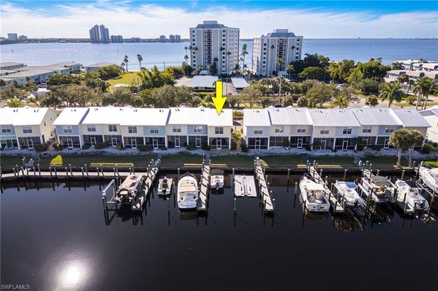 3347 Key DR 31, North Fort Myers, FL 33903