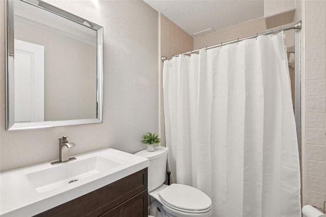 95 EASTWINDS COURT, Palm Harbor, FL 34683