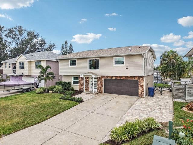 95 EASTWINDS COURT, Palm Harbor, FL 34683