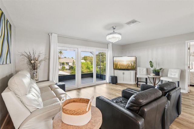 95 EASTWINDS COURT, Palm Harbor, FL 34683