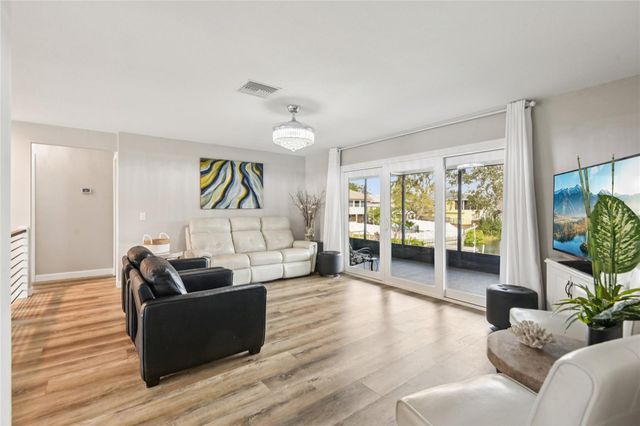 95 EASTWINDS COURT, Palm Harbor, FL 34683