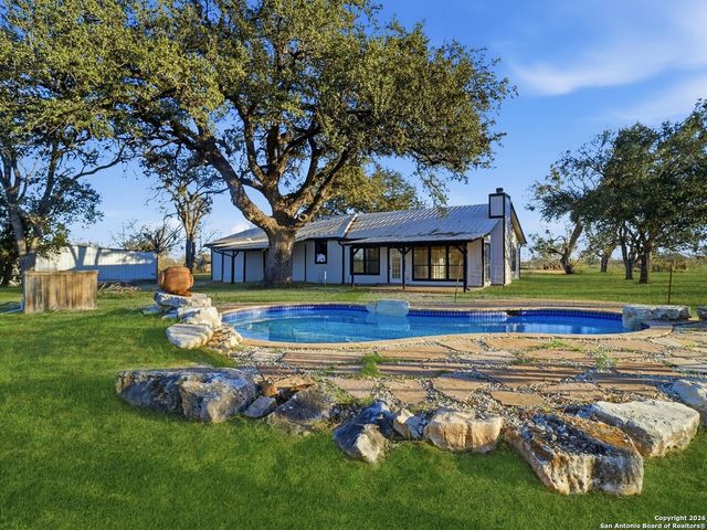 8013 New Sulphur Springs Rd Lot 2, San Antonio, TX 78263