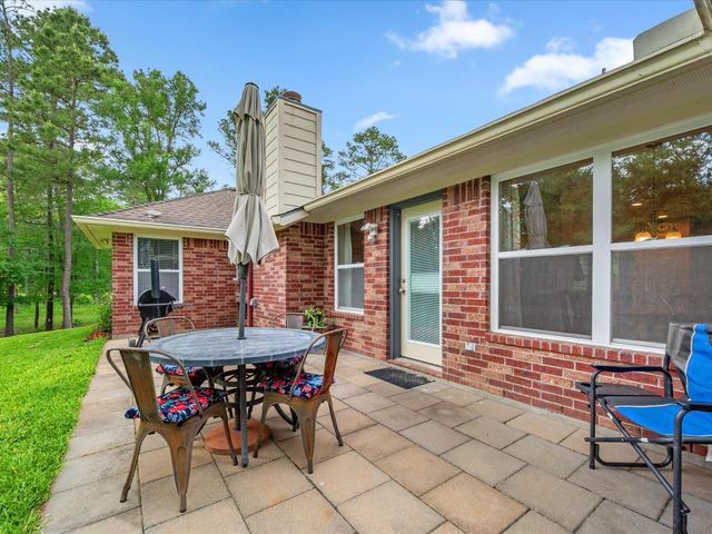 605 Pelican Street, Magnolia, TX 77355
