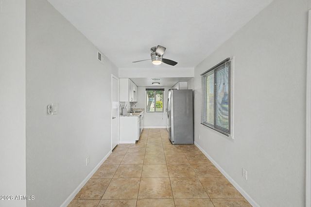 948 S ALMA SCHOOL Road 79, Mesa, AZ 85210