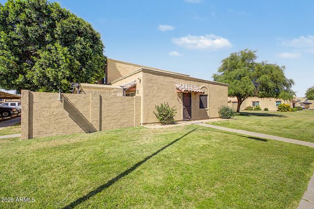948 S ALMA SCHOOL Road 79, Mesa, AZ 85210