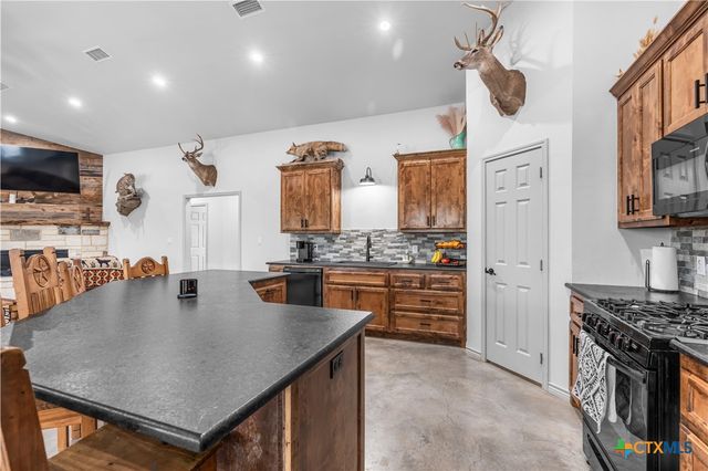 2919 County Road 176, Gatesville, TX 76528