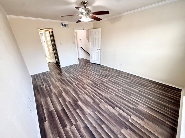 330 W Harwood Road C, Hurst, TX 76054