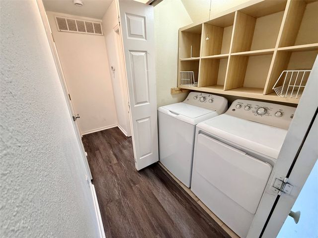 330 W Harwood Road C, Hurst, TX 76054