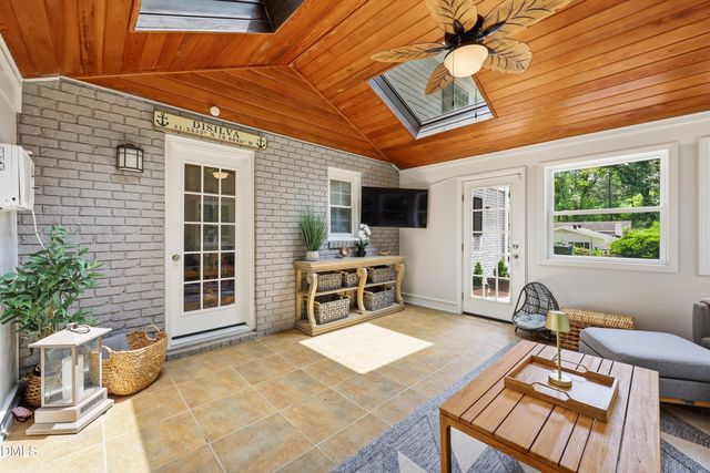 6901 Woodmere Drive, Raleigh, NC 27612