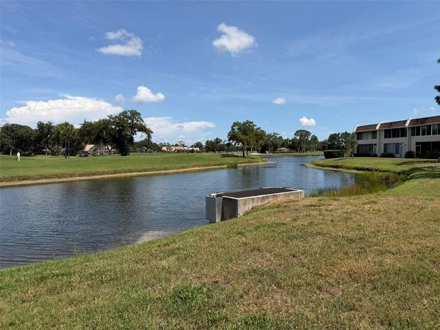 7153 W COUNTRY CLUB DR N 145, Sarasota, FL 34243