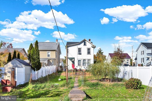 444 W MAIN ST, Elizabethville, PA 17023