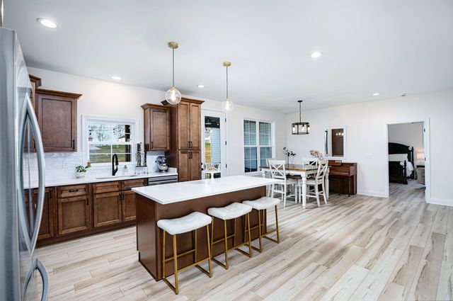 909 Milward Drive, Harrodsburg, KY 40330