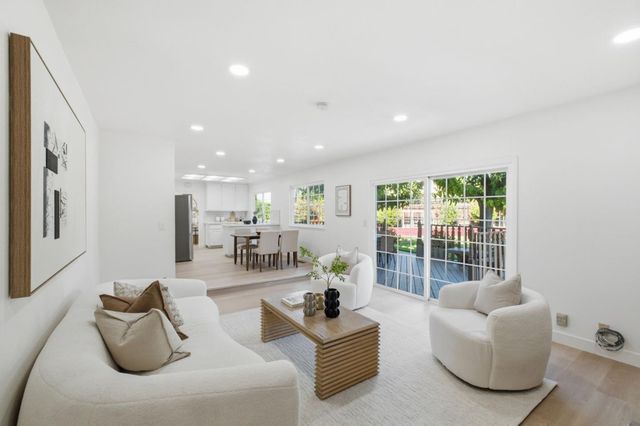 1128 Summerwings Court, San Jose, CA 95132
