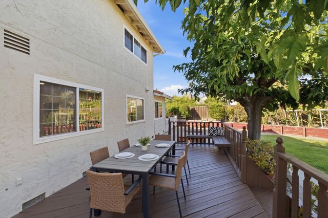 1128 Summerwings Court, San Jose, CA 95132