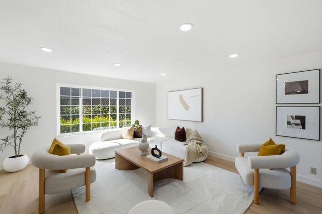 1128 Summerwings Court, San Jose, CA 95132