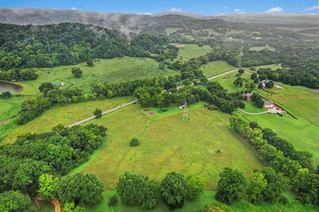 4935 Toll Dugger Rd, Culleoka, TN 38451