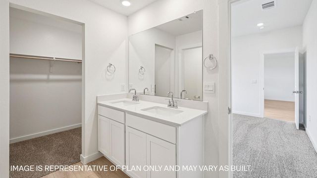 18111 Purple Top LN, Manor, TX 78653
