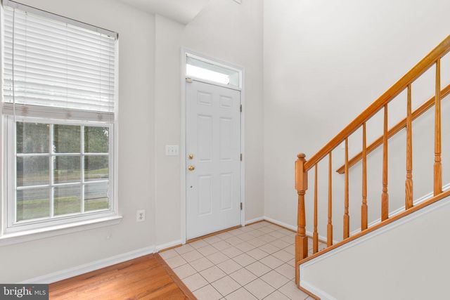 17575 DEWEYS RUN LN, Dumfries, VA 22026