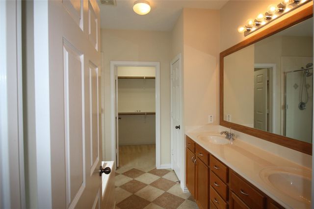 7031 Thistlewood Park Court, Katy, TX 77494