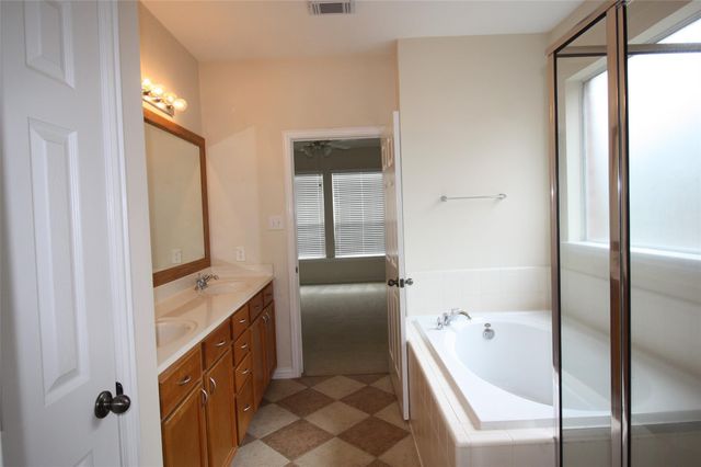 7031 Thistlewood Park Court, Katy, TX 77494