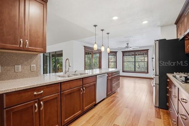 1212 WEYBRIDGE LANE, Dunedin, FL 34698