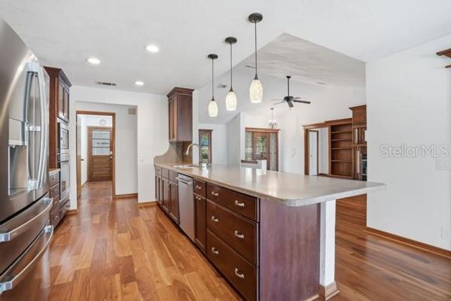 1212 WEYBRIDGE LANE, Dunedin, FL 34698