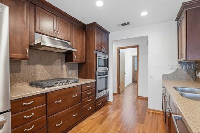 1212 WEYBRIDGE LANE, Dunedin, FL 34698