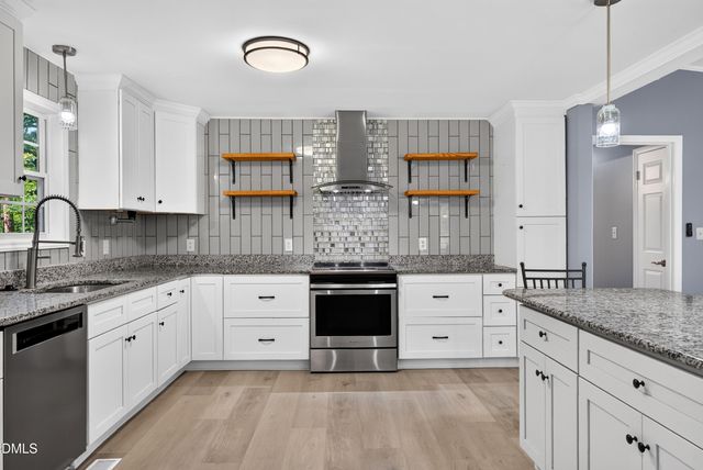 411 W Cedar Avenue, Wake Forest, NC 27587
